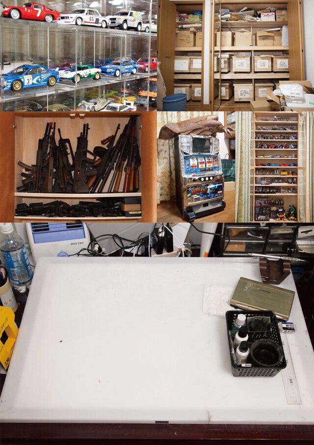 車の模型やコレクションの棚と作業机が写る皆川亮二本の掲載写真